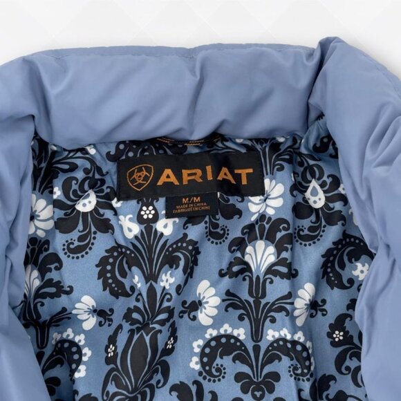 💙 Ariat Puffer Quilted Jacket – Size M – In Excellent Condition! - Picture 4 of 5